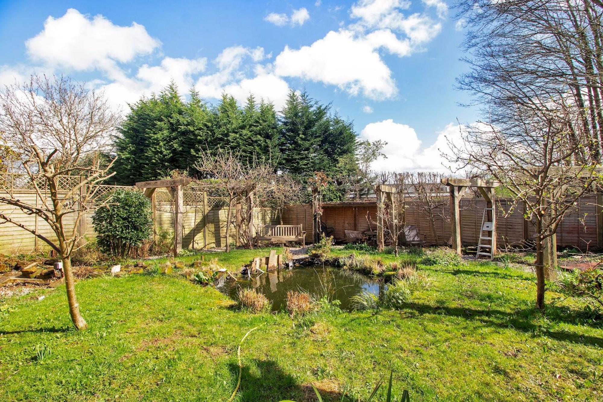 Sanctuary Forest Row Countryside Village Escape Pass The Keys Buitenkant foto